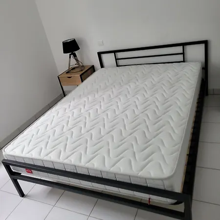 Marini Liliargeles 아르젤레쉬르메르
